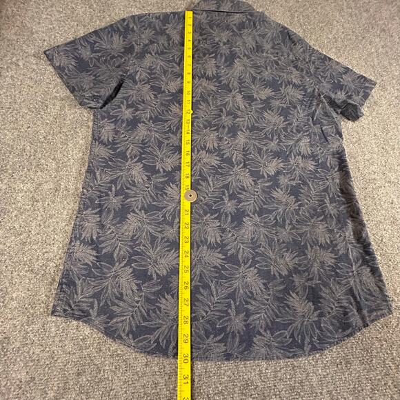 Travis Mathew Button Up Shirt Men's L Blue Floral All Over Print Hawaiian - Picture 5 of 7